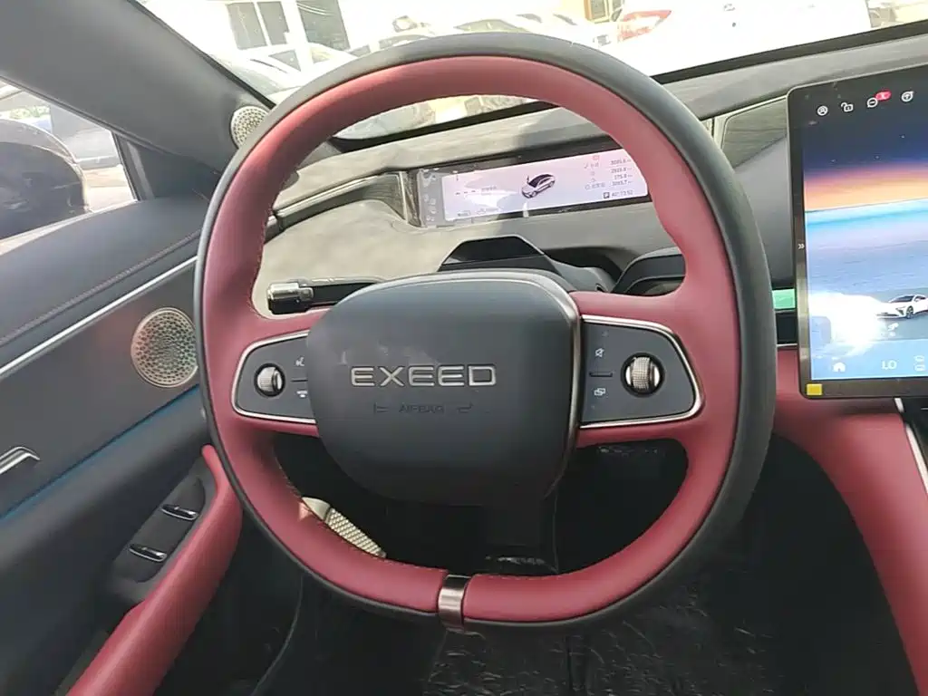 Exeed Exlantix ES 2026 2025 Range Extender Pro Highway Assist