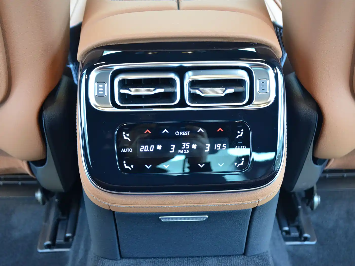 Mercedes-Benz S-Class 2024 S 400 L Business Edition фото 13
