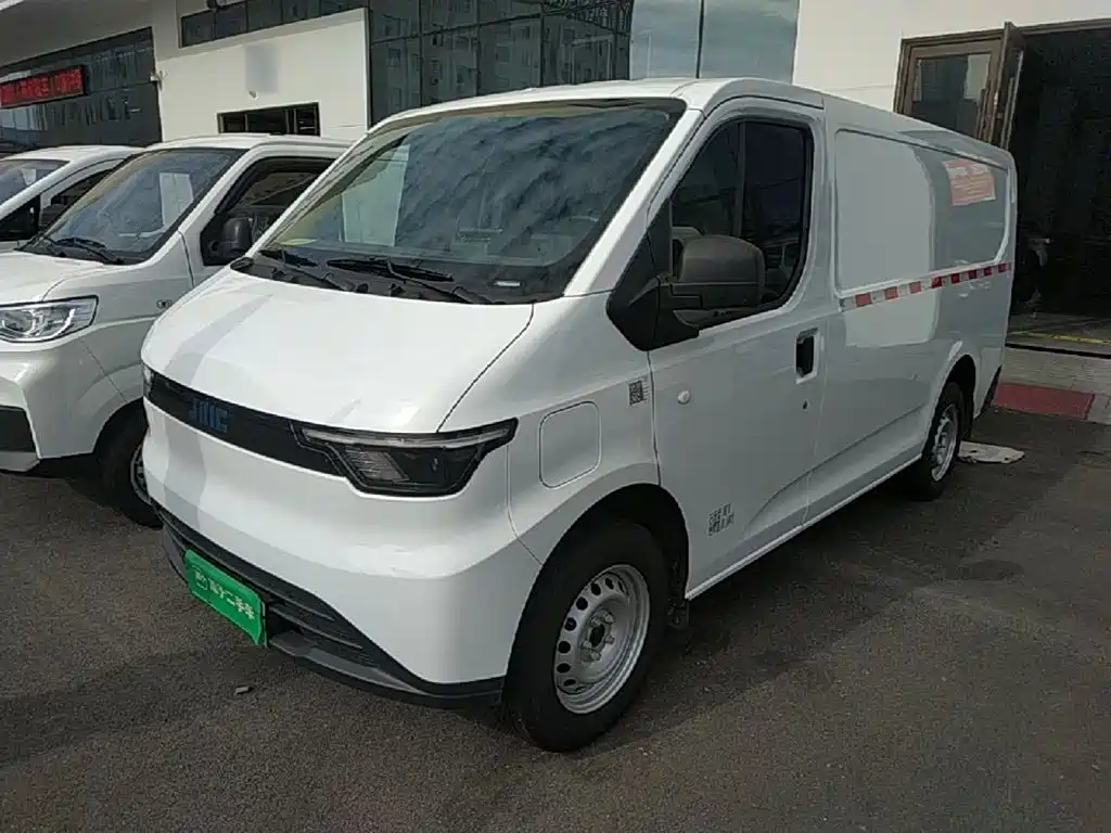 Jiangling E-Fushun 2026 2025 Model Blind Window Version 41.86kWh Short Wheelbase Low Roof 3.0-ton
