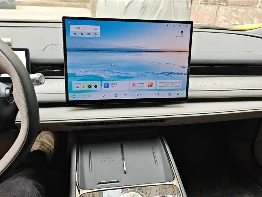 GEELY GALAXY GALAXY SPARKLE 8