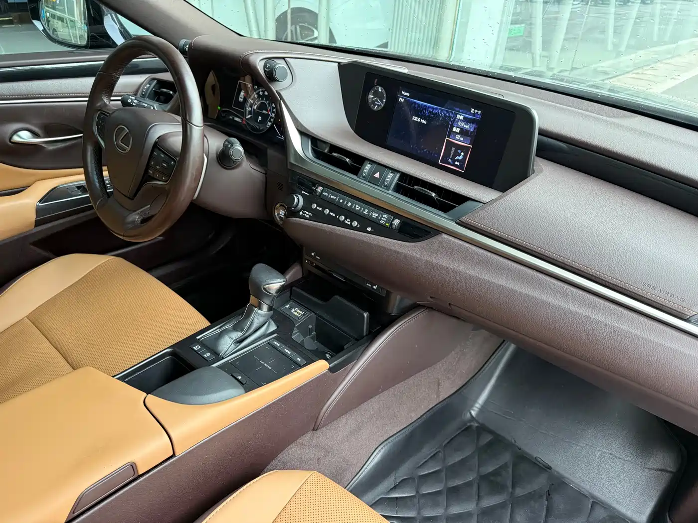 Lexus ES 2018 260 Excellence Edition China V фото 18