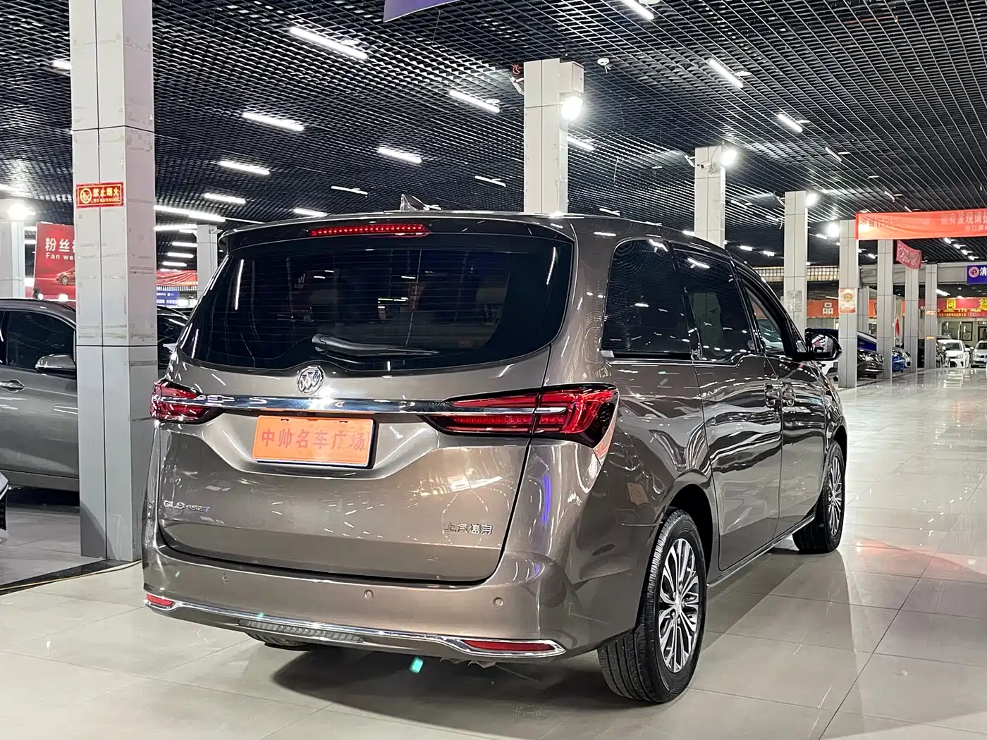 BUICK GL8