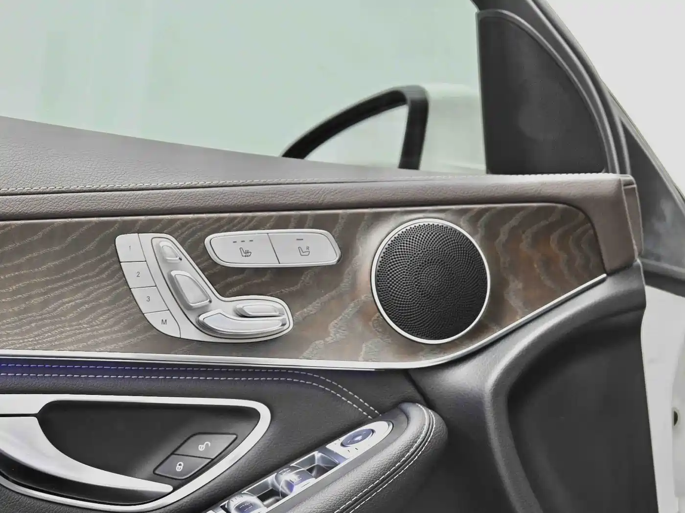 Mercedes-Benz GLC 2020 Facelift GLC 300 L 4MATIC Dynamic фото 22