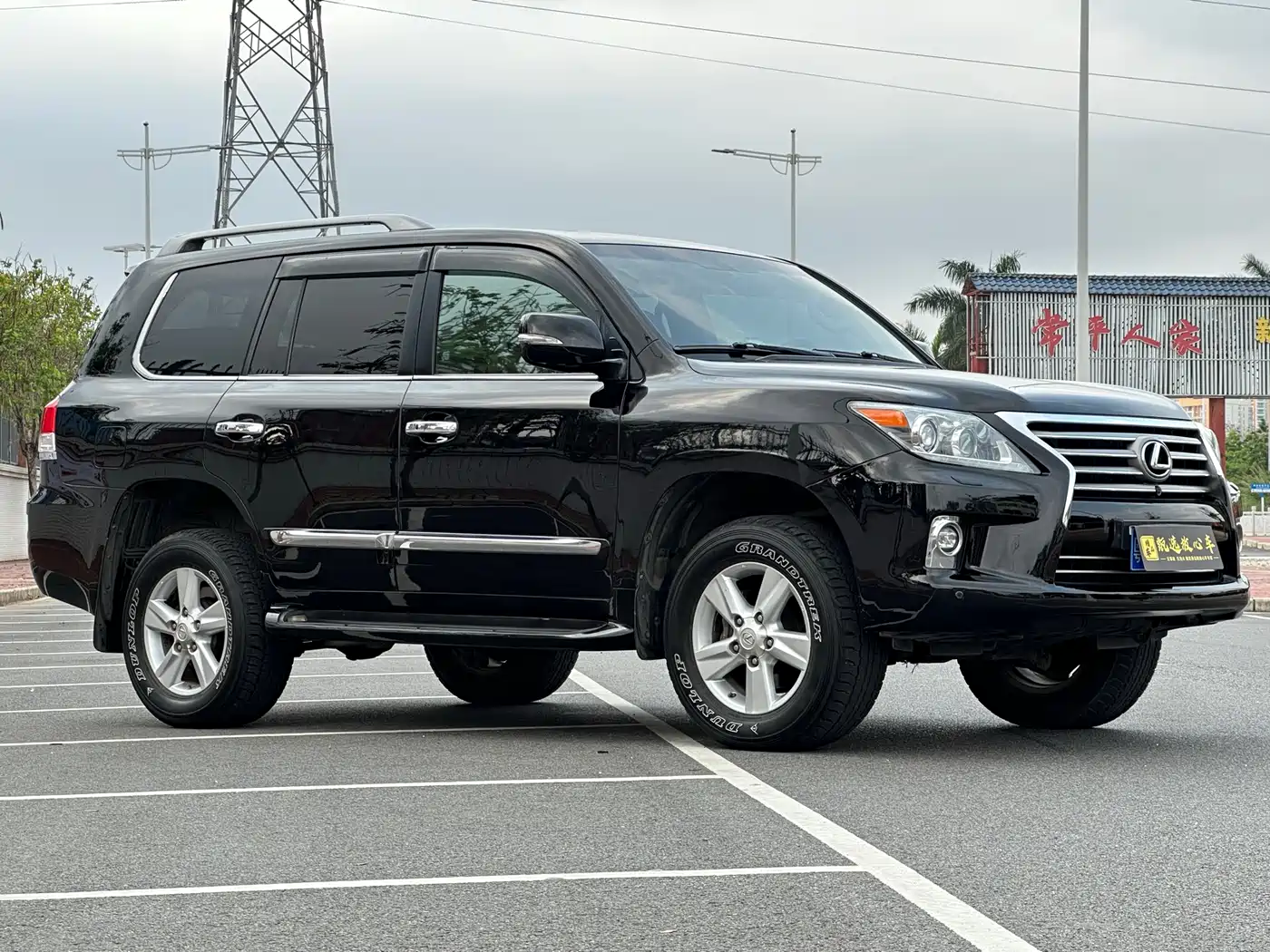 Lexus LX 2013 570 фото 3