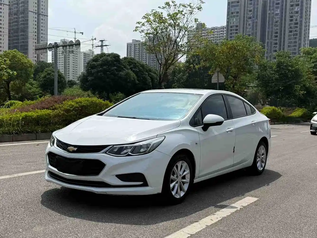 Chevrolet Cruze 2018 2018 320 Automatic Pioneer Sunroof Edition