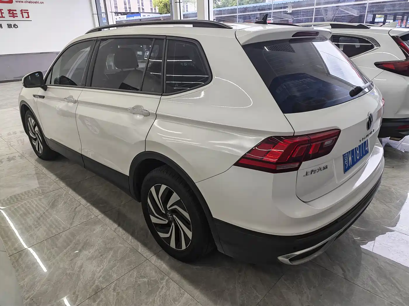 Volkswagen Tiguan L 2022 330TSI Automatic 2WD Comfort Edition фото 16