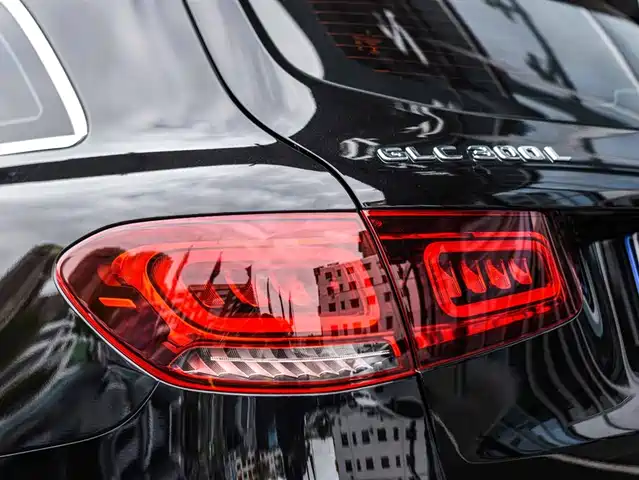 Mercedes-Benz GLC 2022 Facelift GLC 300 L 4MATIC Dynamic Collector's Edition — фото 5
