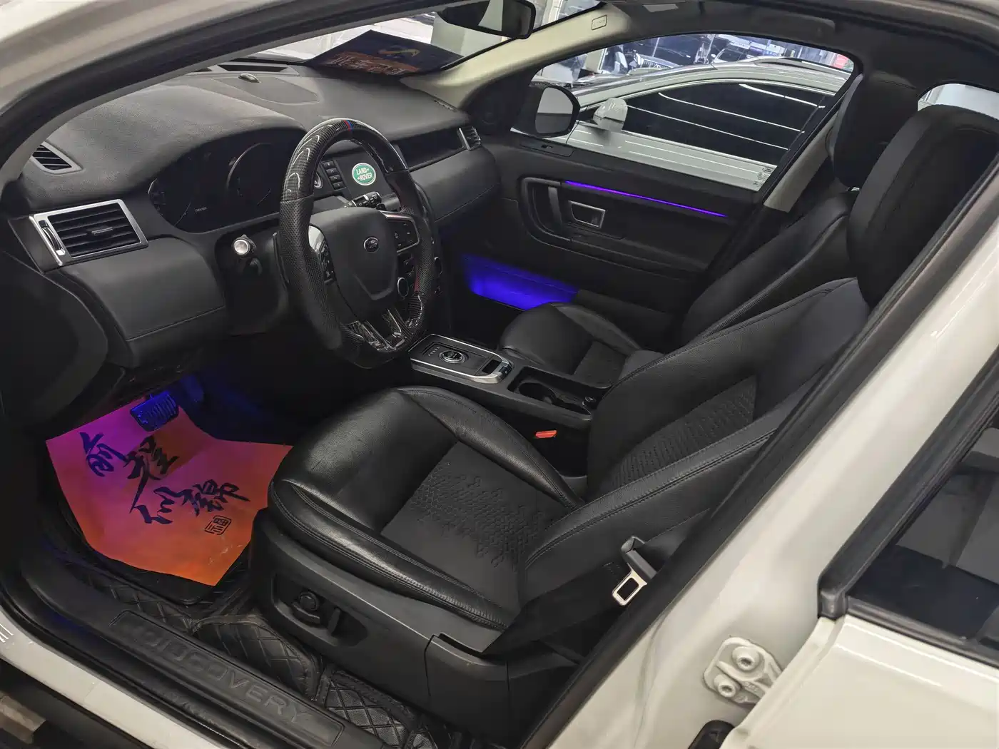 Land Rover Discovery Sport 2018 240PS PURE Edition фото 7