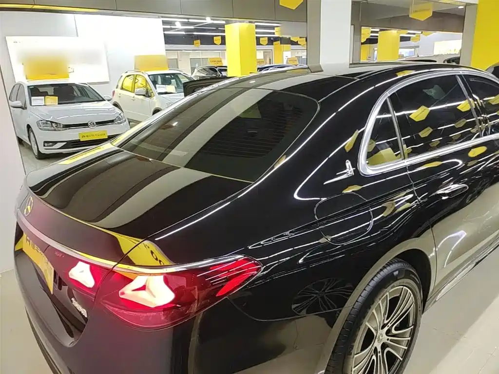 Mercedes-Benz E-Class 2025 E 260 L фото 7