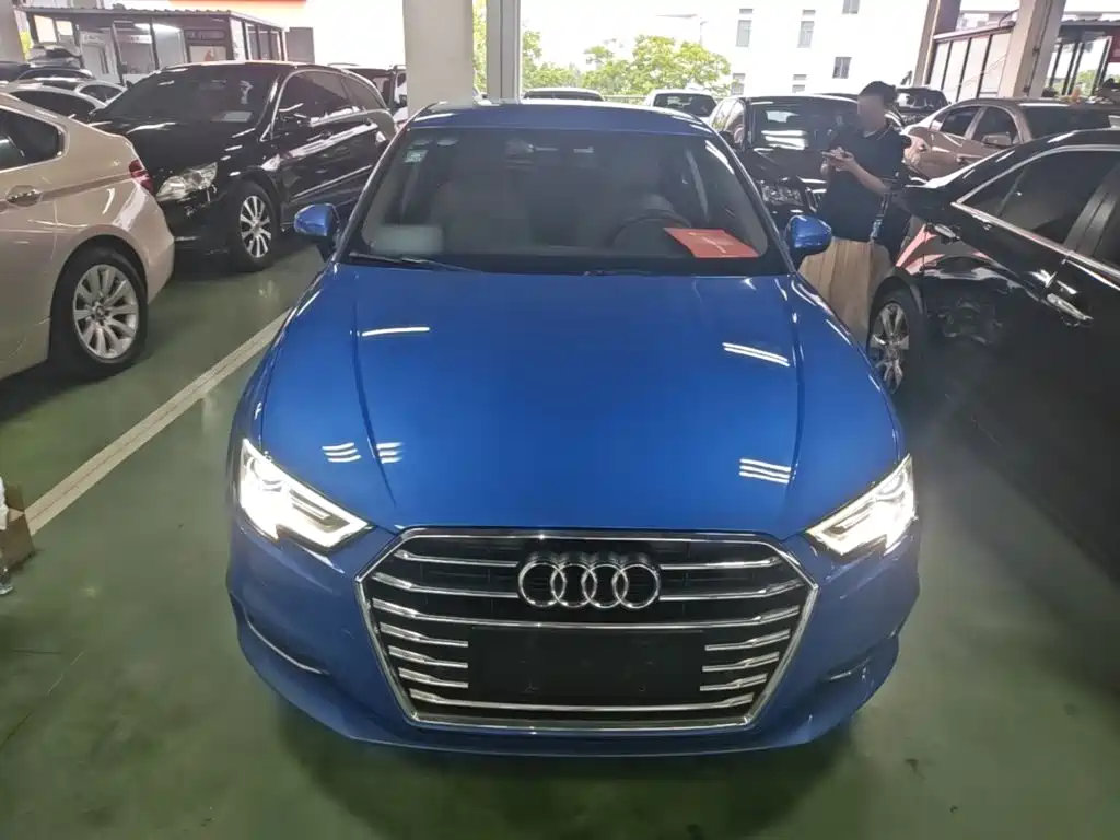Photo 3 - Audi A3
