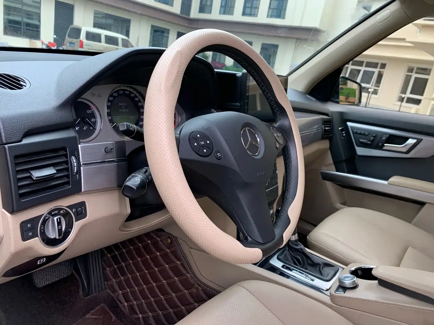 Mercedes-Benz GLK-Class (Import) 2011 GLK 300 4MATIC Luxury фото 17
