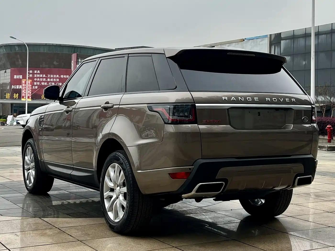 Land Rover Range Rover Sport 2015 3.0 SC V6 HSE фото 4