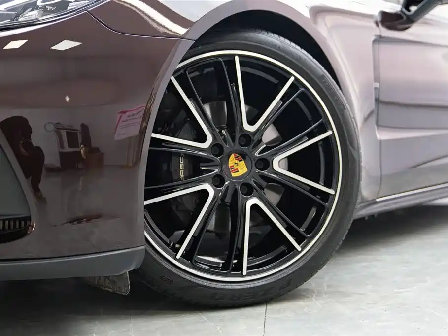 Porsche Panamera 2019 Panamera Executive Long Wheelbase 2.9T фото 3