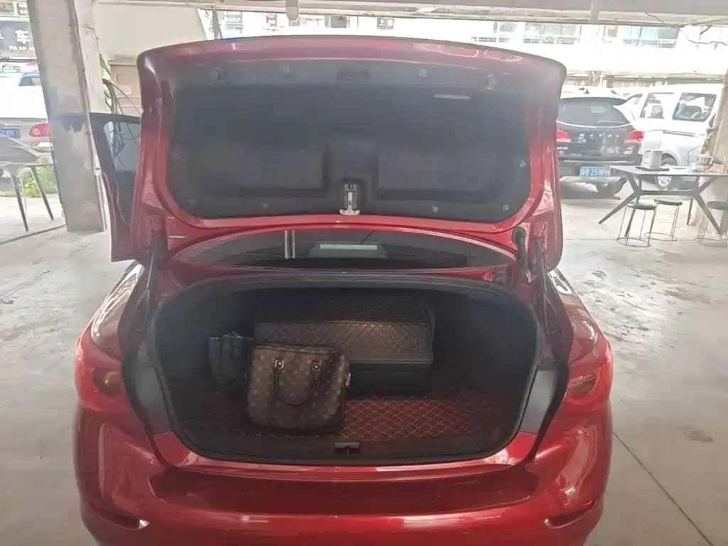 Infiniti Q50L 2016 2016 Model 2.0T Joy Edition