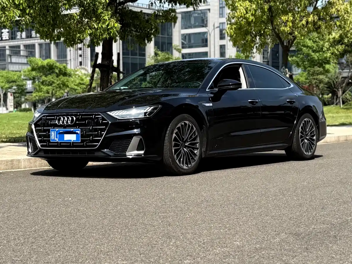 Audi A7L 2024 45 TFSI Luxury