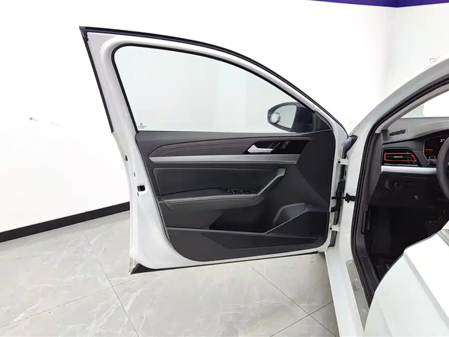 Volkswagen Lavida 2023 280TSI DSG Starlight Comfort Edition фото 7
