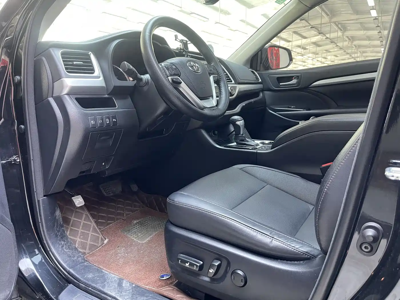 Toyota Highlander 2018 2.0T 4WD Premium 7-seater China VI фото 13