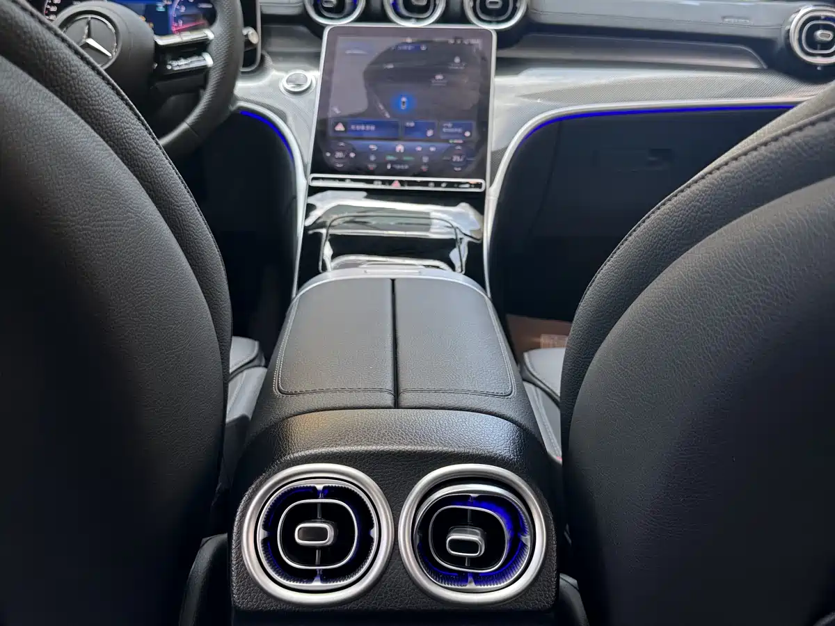 Mercedes-Benz C-Class 2025 C 260 L Sport Edition фото 11