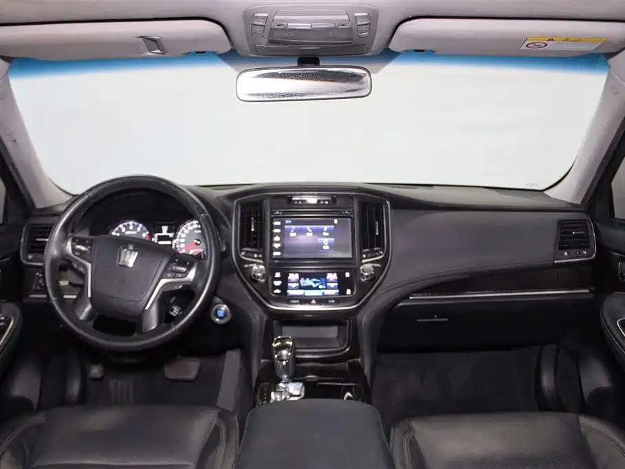 Toyota Crown 2015 2.0T Fashion фото 9