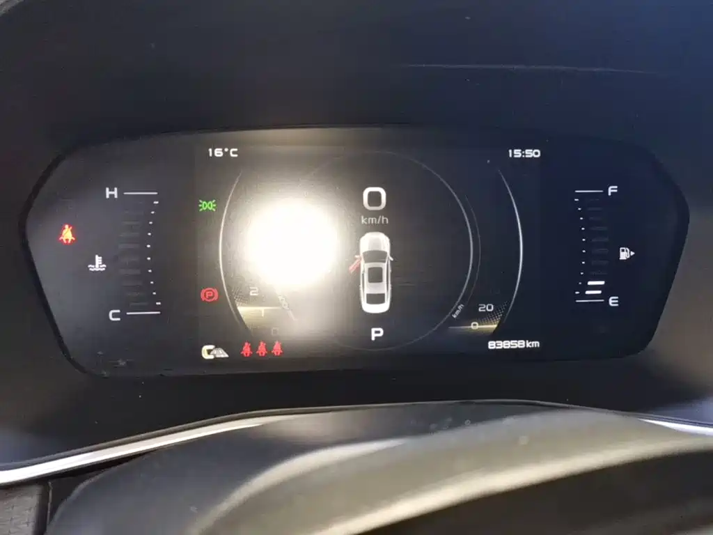 Фото 8 - Geely Preface