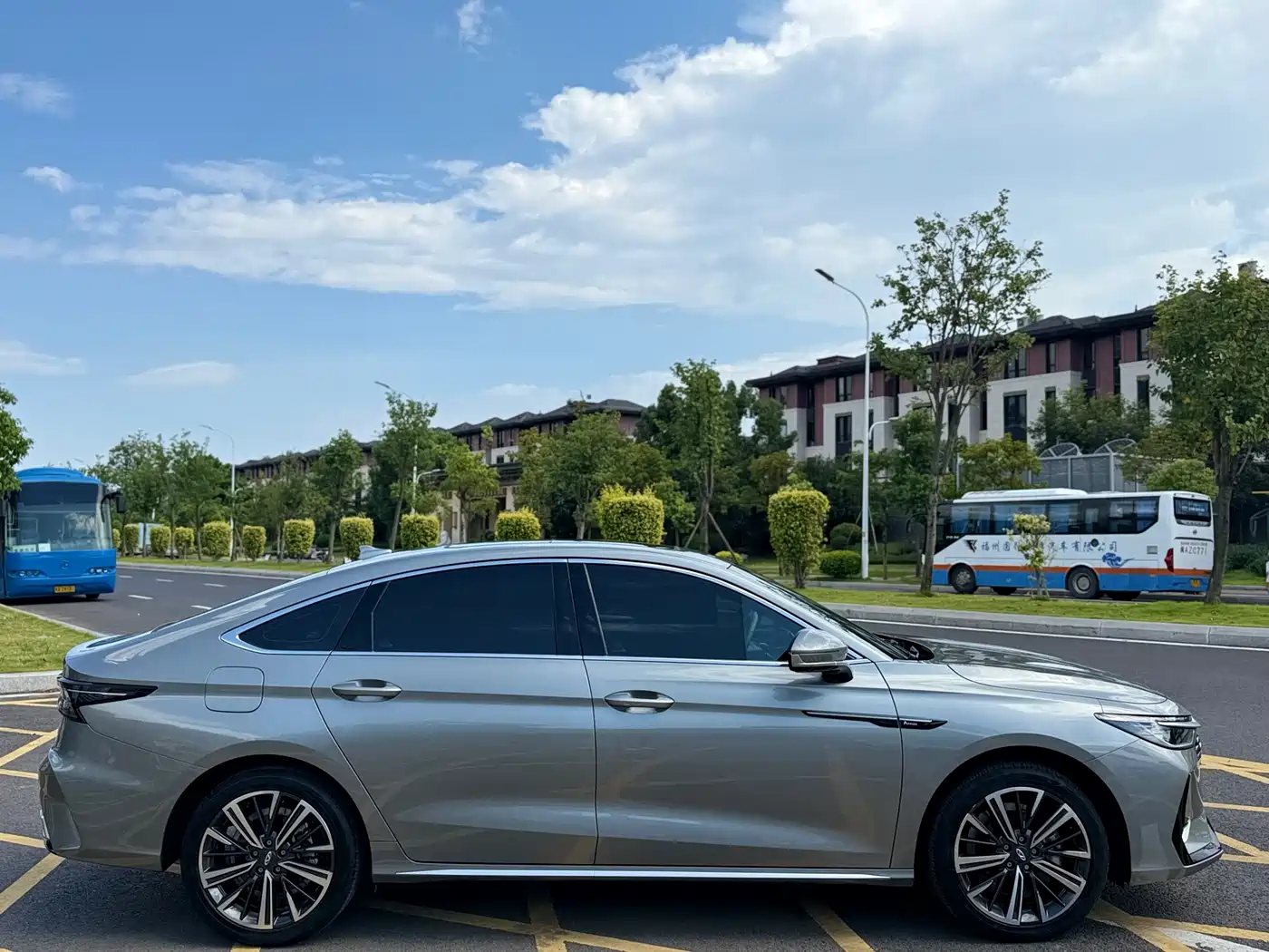 CHERY ARRIZO 8