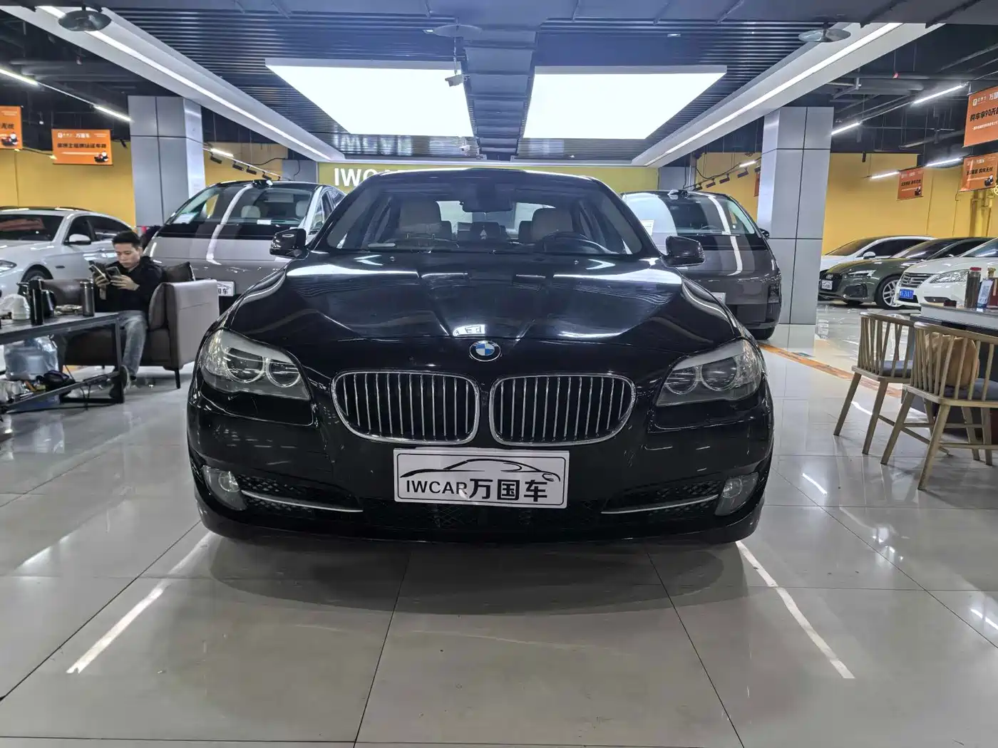 Фото 2 - BMW 5 Series