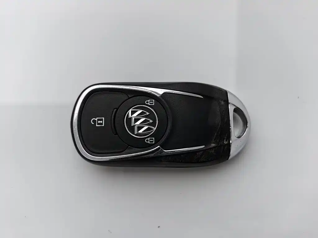 Фото 19 - Buick GL6