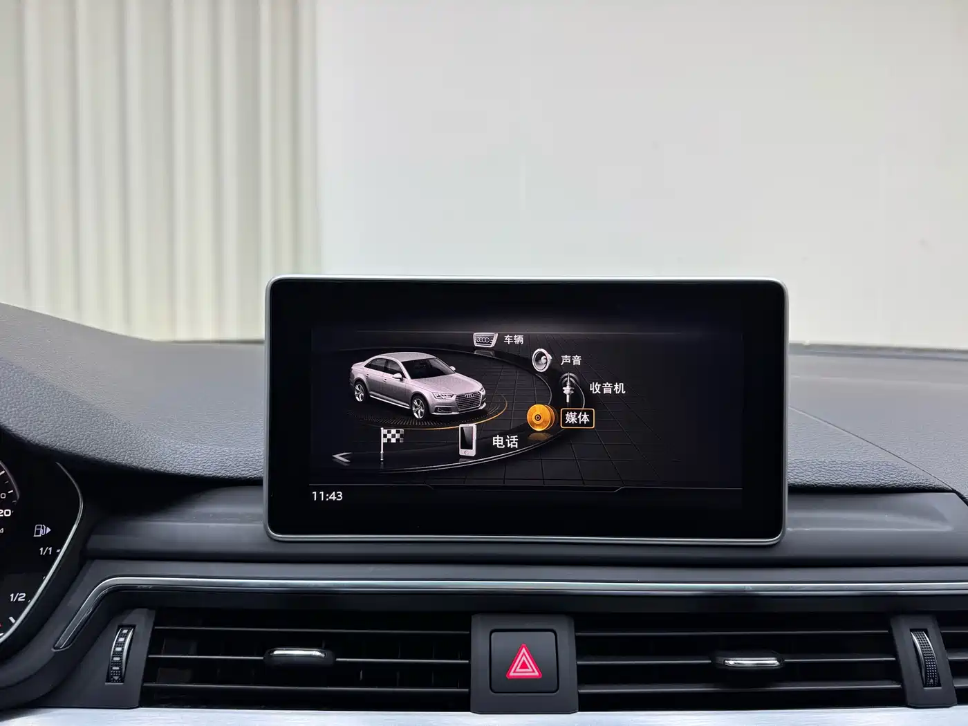 Audi A4L 2019 40 TFSI Fashion (China VI) фото 22