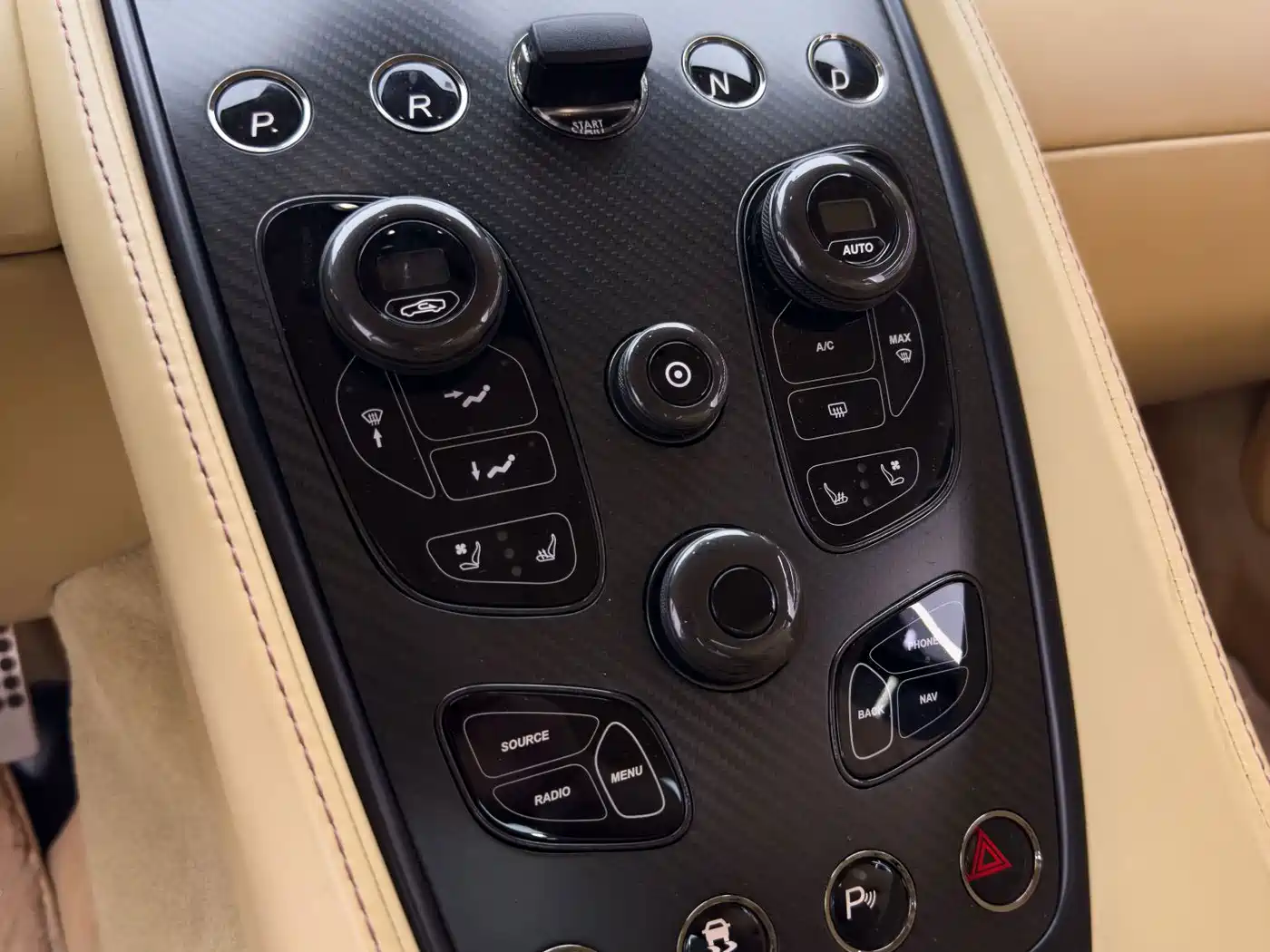 Aston Martin Vanquish 2018 2013 6.0L Standard
