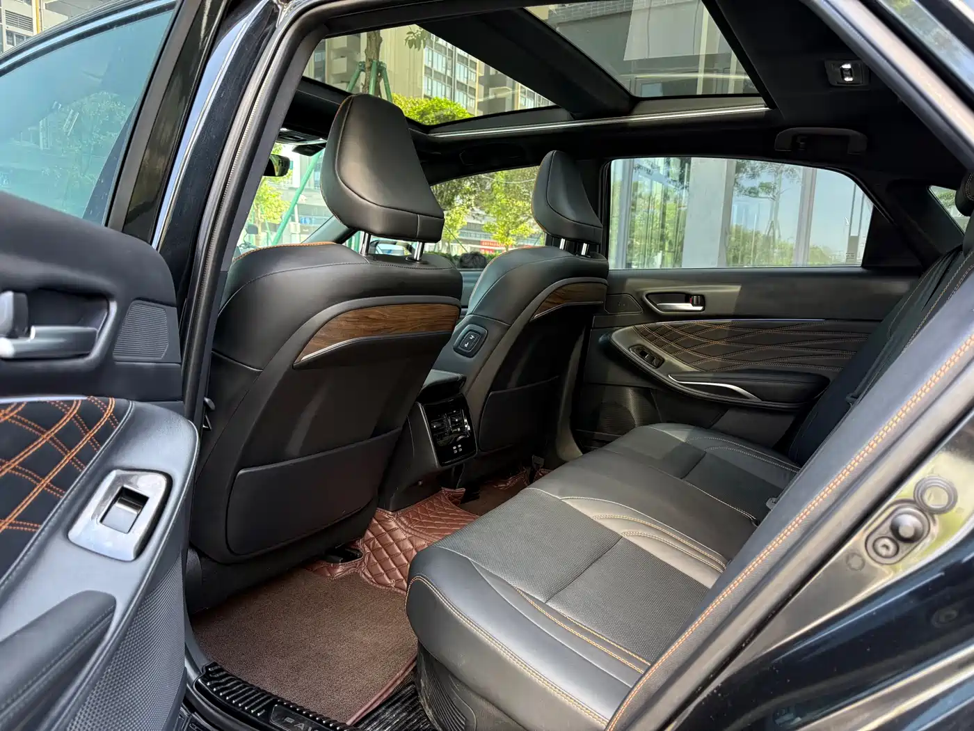 Toyota Avalon 2024 Model Hybrid 2.0L Prestige Edition фото 14