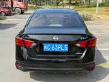 Photo 5 - Nissan Teana