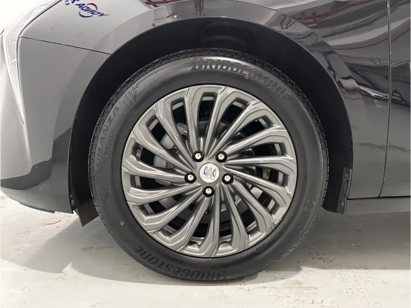 Buick LaCrosse 2025 Model 28T Platinum Edition фото 14