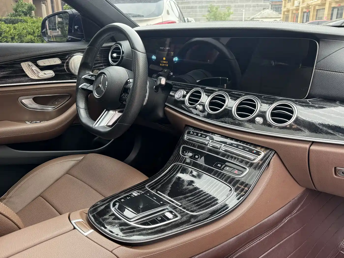 Mercedes-Benz E-Class 2021 E 300 L Fashion фото 10