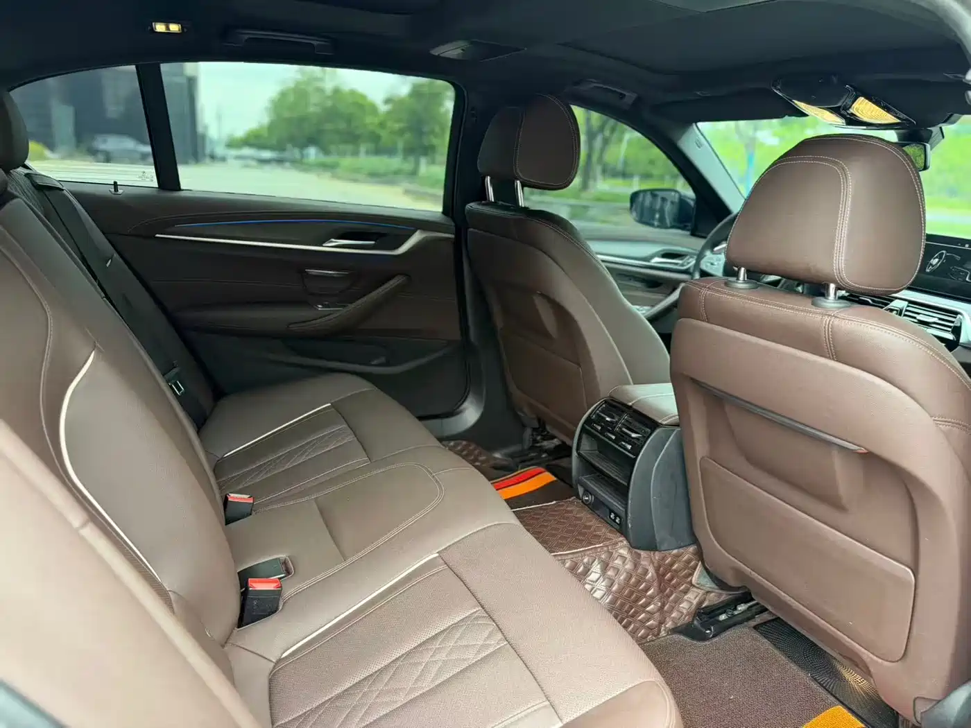 BMW 5 Series New Energy 2022 Model Second Facelift 535Le M Sport Package фото 9