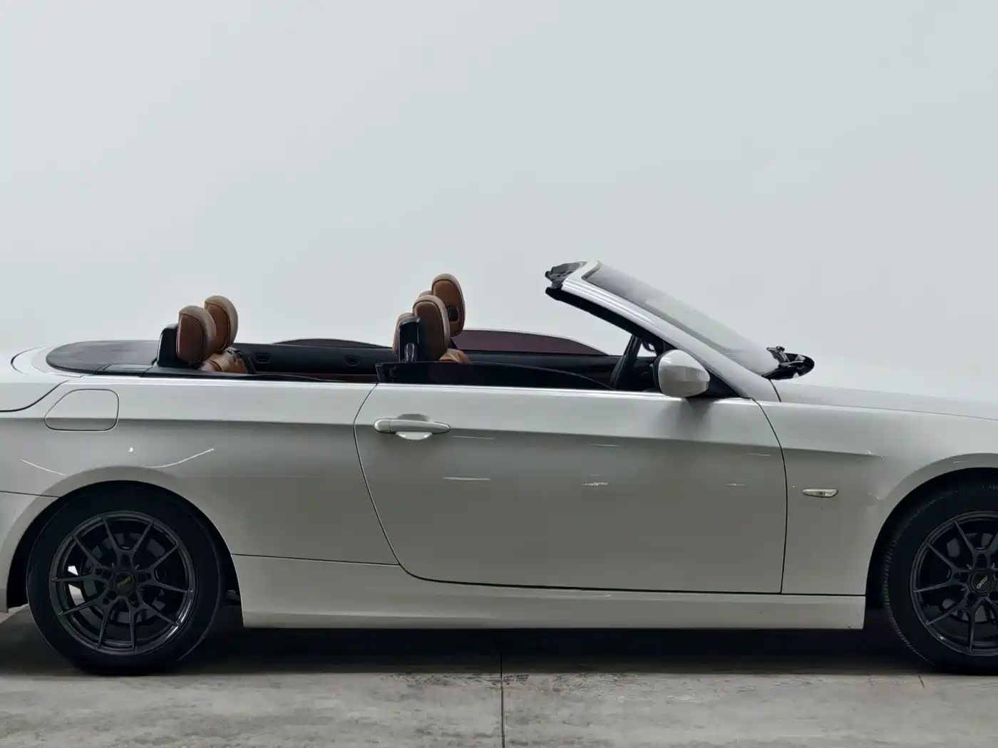 BMW 3 Series (Import) 2012 2011 320i Convertible