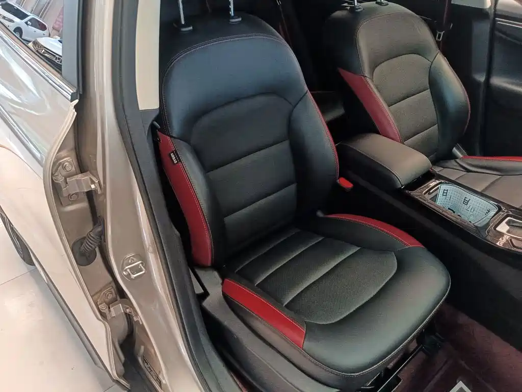 Geely Emgrand GS 2021 2020 1.4T CVT Dynamic