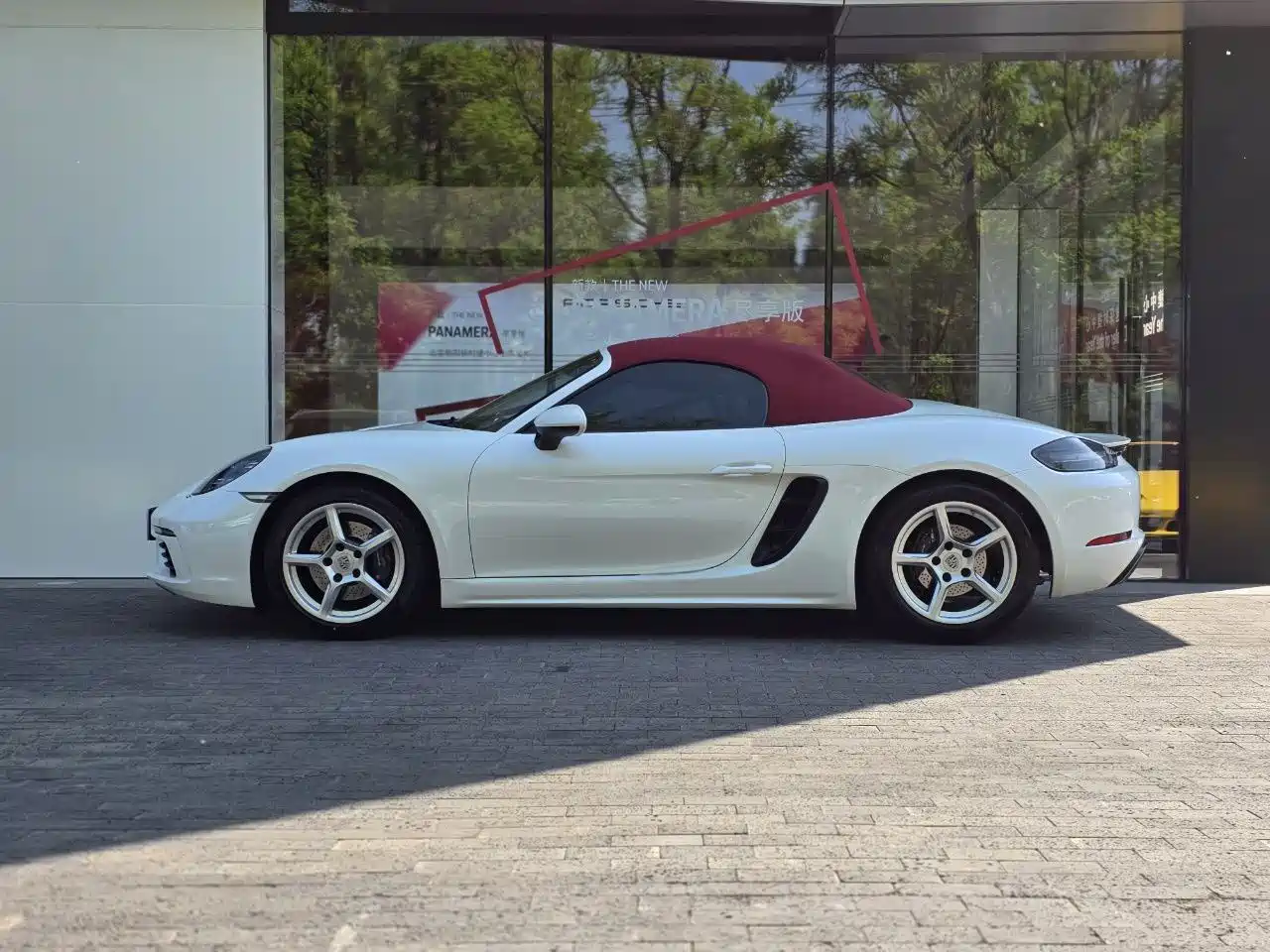 Porsche 718 2020 Boxster 2.0T фото 12