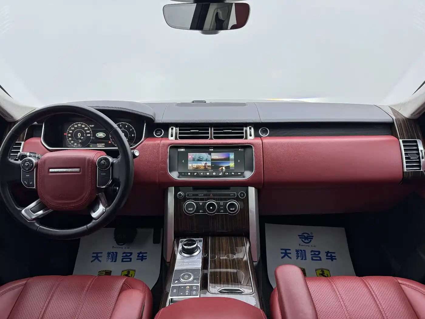 Land Rover Range Rover 2017 3.0 SC V6 Golden Age Edition фото 13
