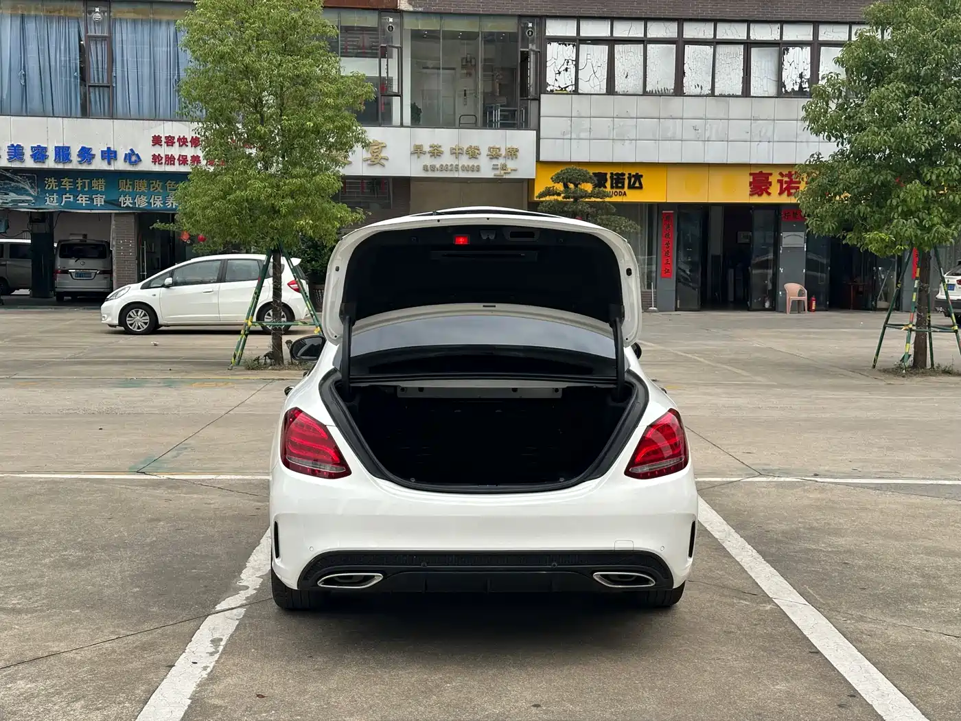 Mercedes-Benz C-Class 2018 C 200 Sport Edition фото 36