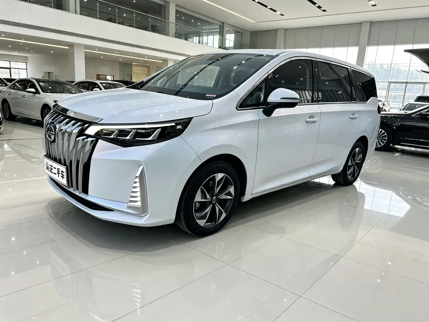 GAC Trumpchi Trumpchi M6 2021 270T DCT Elite Edition (7-Seater)