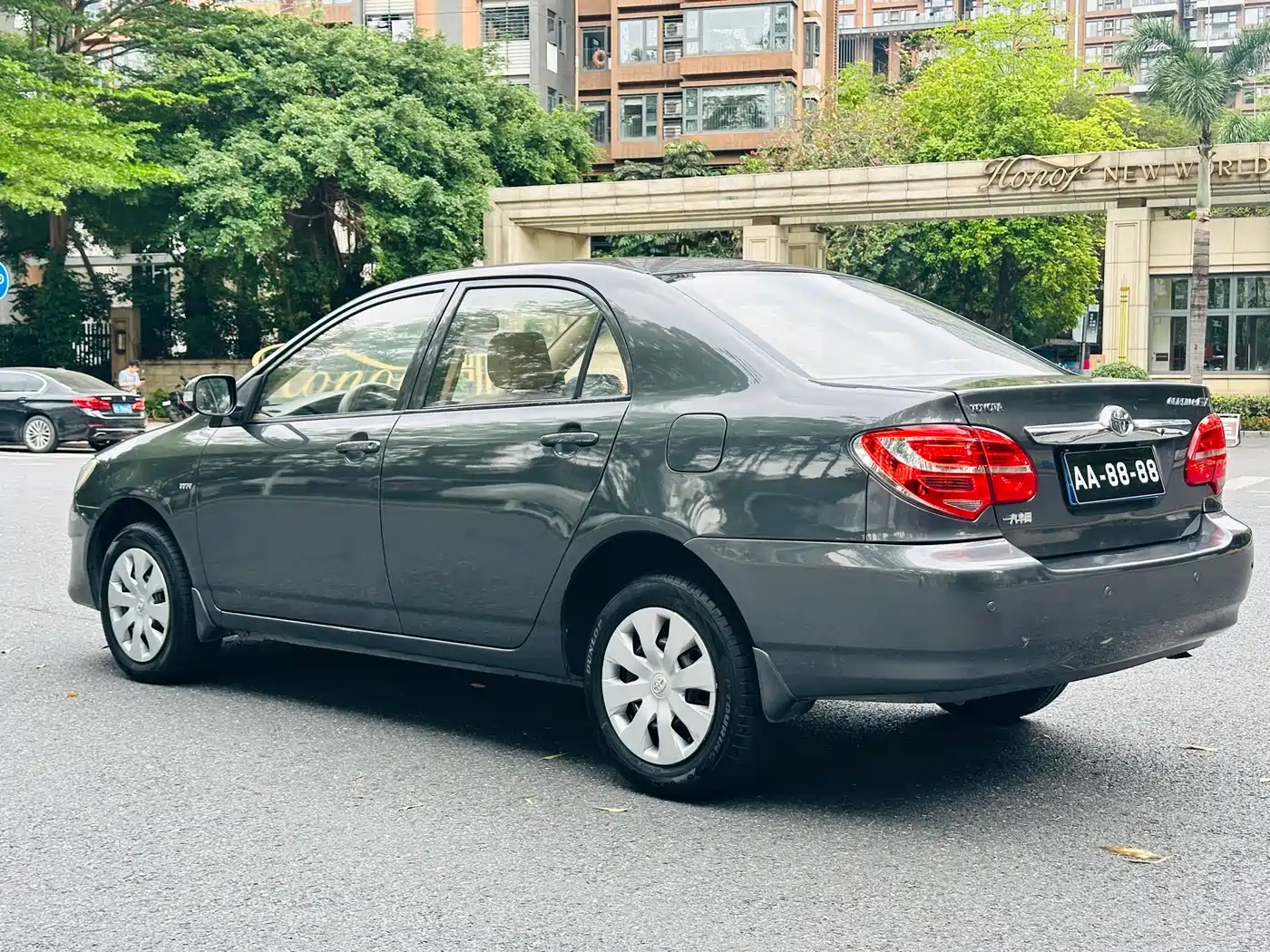 Toyota Corolla 2013 1.6L Automatic Excellence Edition фото 6
