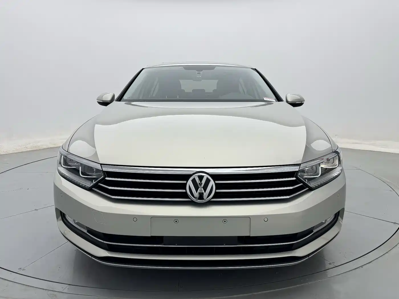Volkswagen Magotan 2019 380TSI DSG Luxury China V фото 2