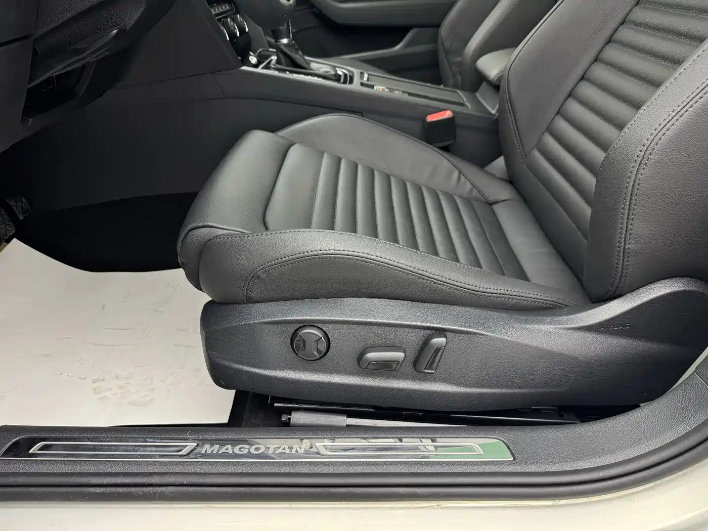 Volkswagen Magotan 2019 380TSI DSG Luxury China V фото 14