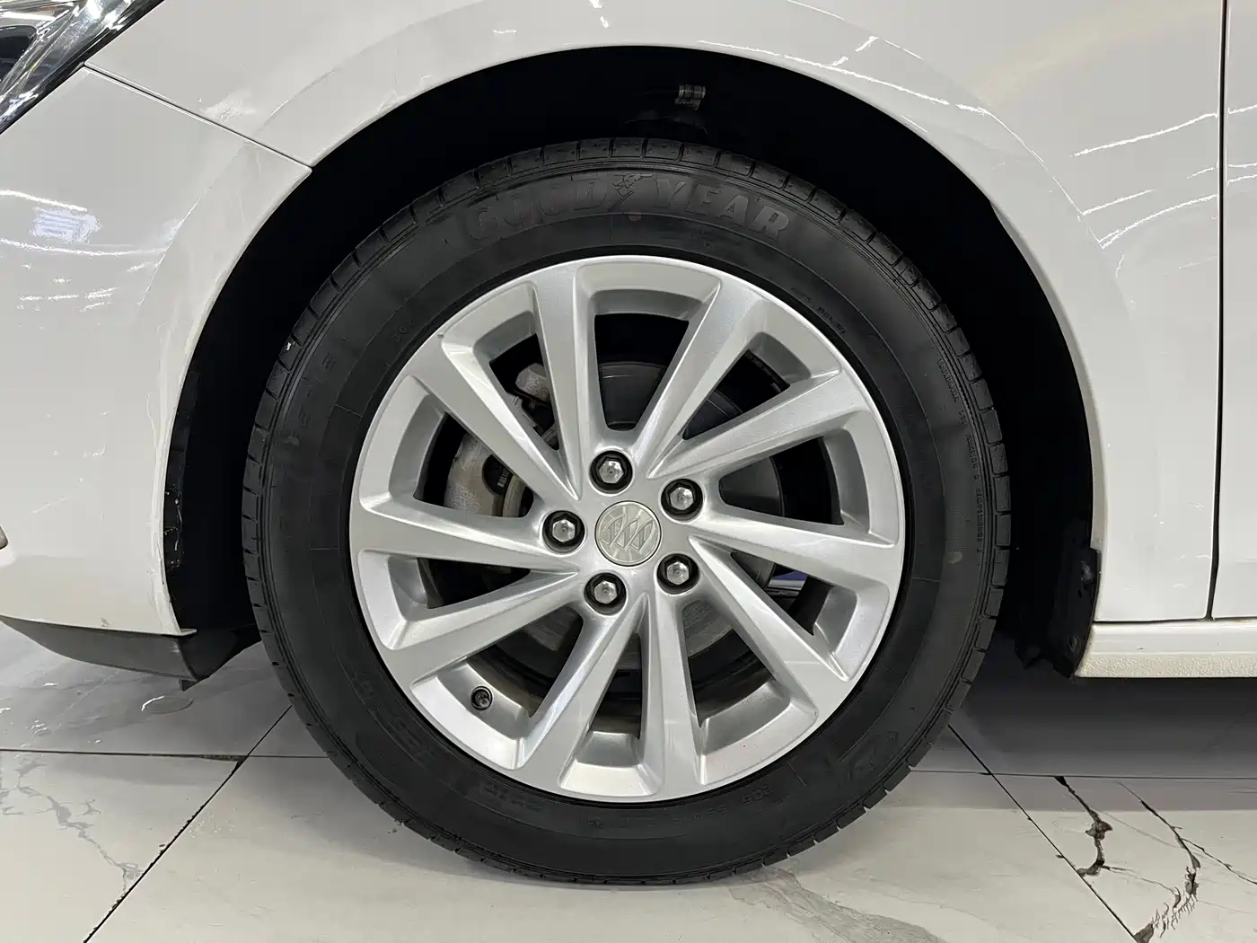 Buick Verano 2018 Sedan 15S Automatic Progressive фото 7
