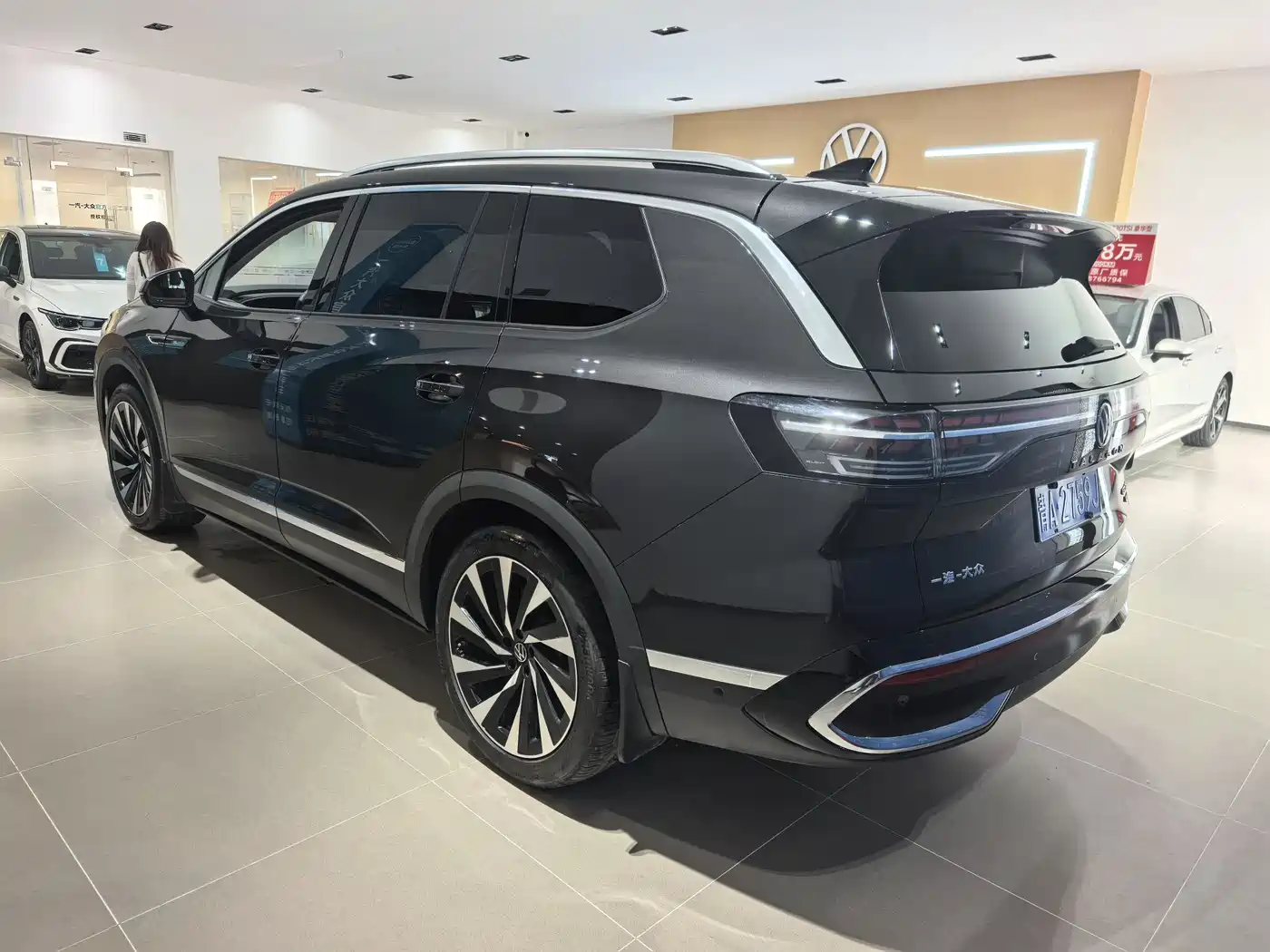 Volkswagen Talagon 2025 Model 450TSI AWD Premium 6-Seater фото 5