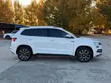 Фото 4 - Škoda Karoq