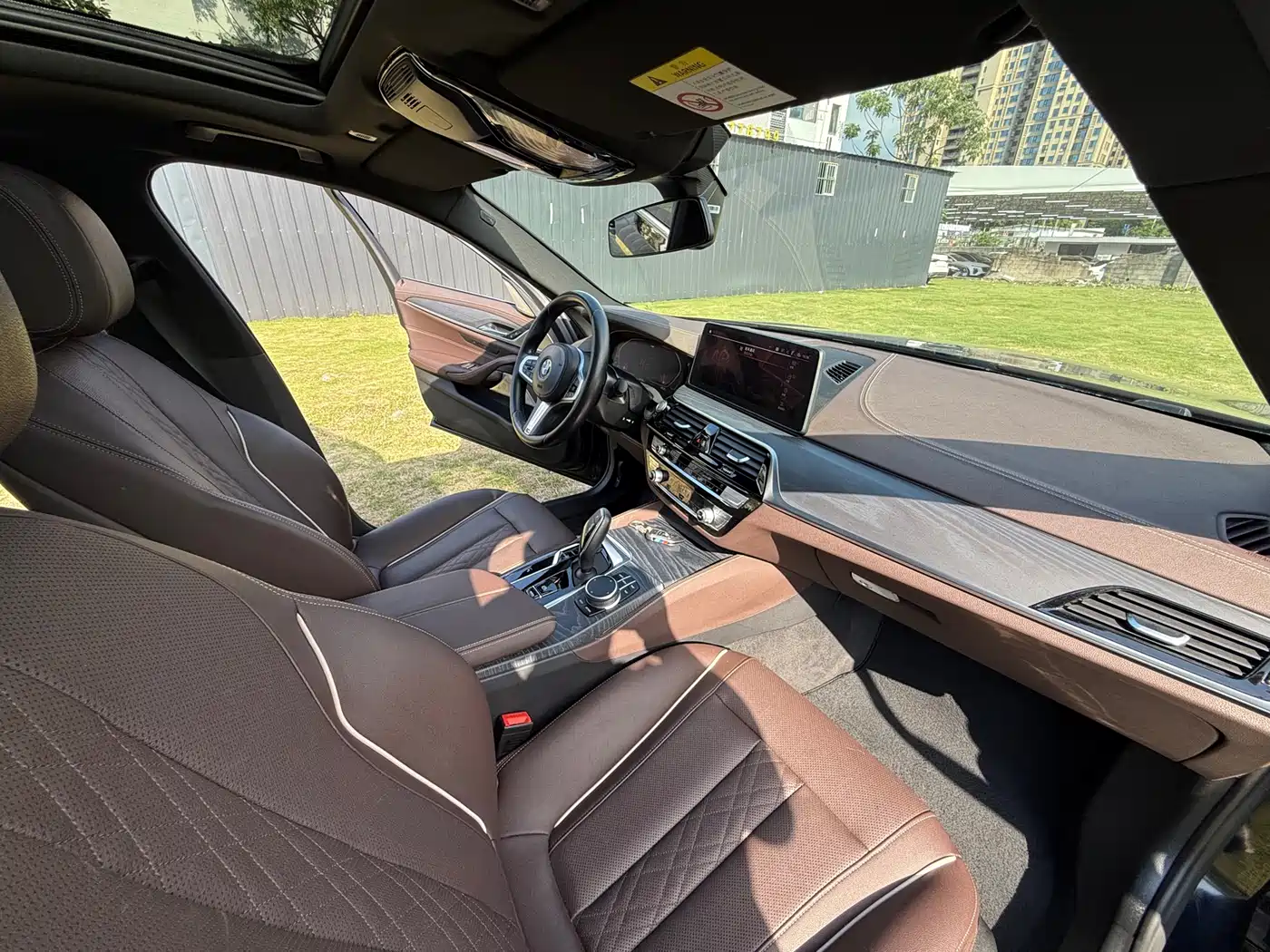 BMW 5 Series 2021 530Li Leading M Sport Package фото 13