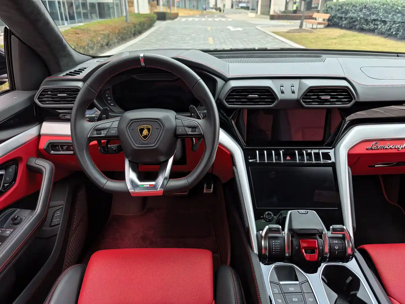 Lamborghini Urus 2021 4.0T V8 фото 12