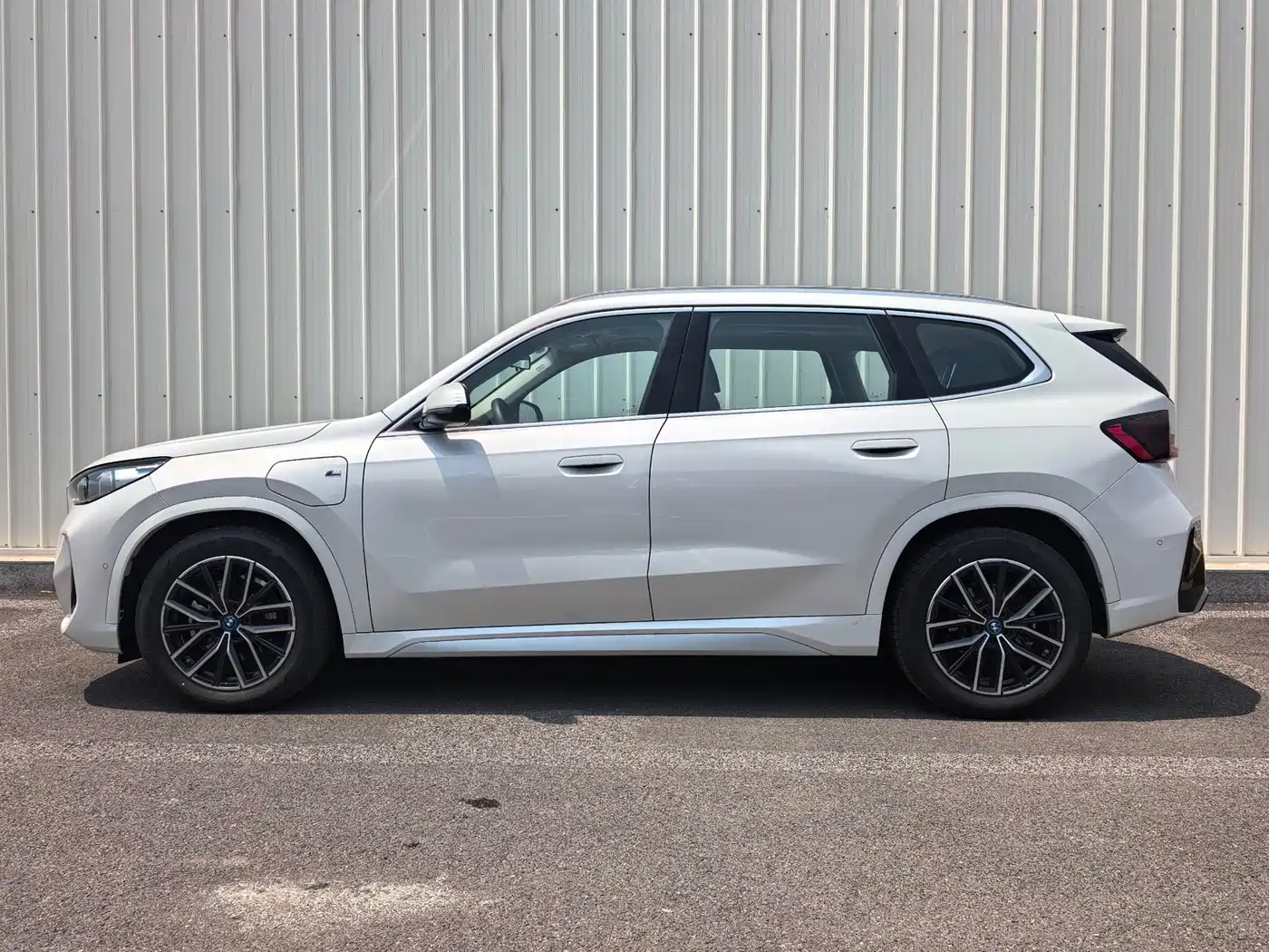 BMW iX1 2025 2025 eDrive25L M Sport Package