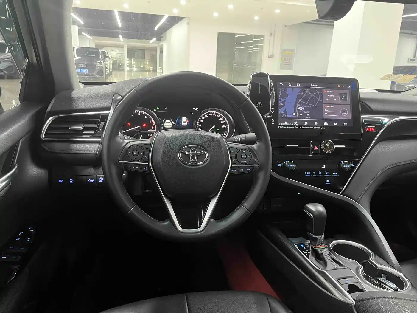 Toyota Camry 2023 2.0G Luxury Edition фото 6